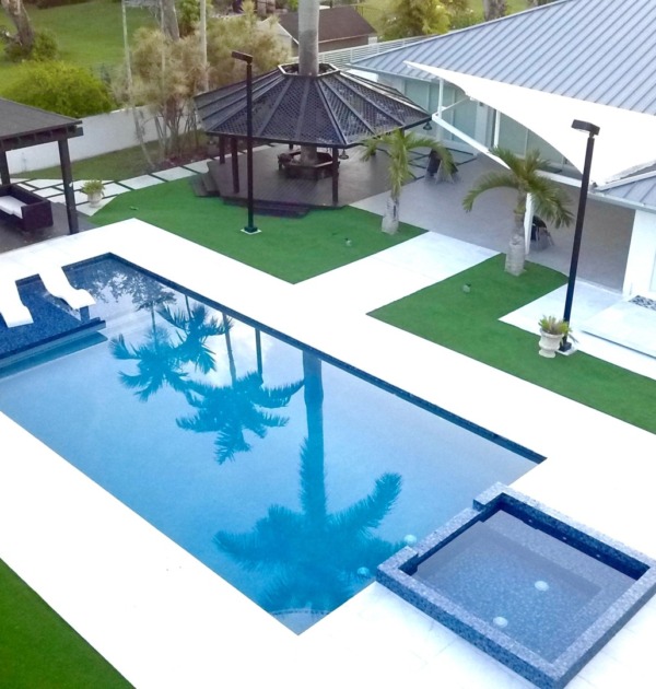 Pool design Florida
